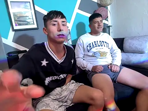 Snapshot of alex_stivenn chatting on December 14, 2025, 12:11 pm alex stivenn online show from December 14, 2025, 12:11 pm