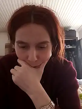 Snapshot of Atwsliiikizilll chatting on February 17, 2026, 12:24 pm Atwsliiikizilll online show from February 17, 2026, 12:24 pm