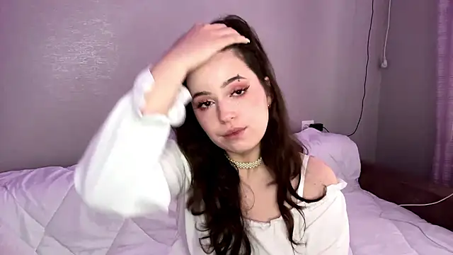 Snapshot of Freya_land chatting on February 17, 2026, 1:30 pm Freya land online show from February 17, 2026, 1:30 pm