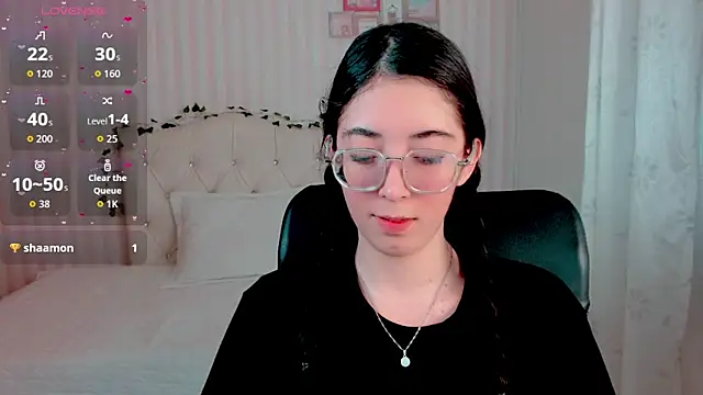 emmalove doll online show from March 17, 2026, 1:19 am