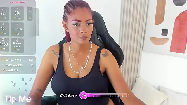 Snapshot of Monserrat__1 chatting on December 13, 2025, 11:33 pm Monserrat 1 online show from December 13, 2025, 11:33 pm