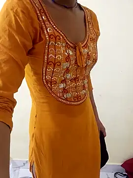 sexy shital online show from April 27, 2026, 3:04 am
