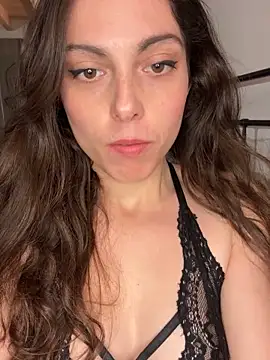 YourSlutQueen online show from December 15, 2025, 4:24 pm