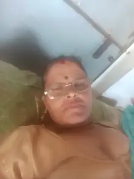 Pinki rajak online show from May 5, 2026, 6:05 am