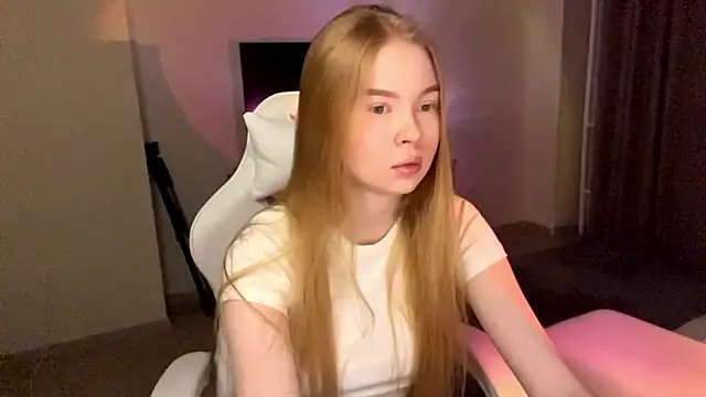 LumiSun online show from February 16, 2026, 7:23 pm