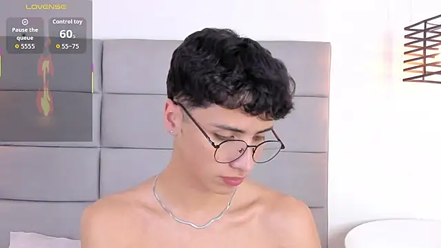 JoshClaarktt online show from February 18, 2026, 3:59 am