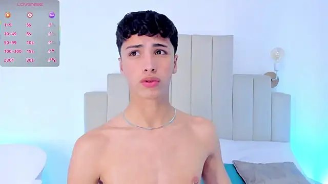 JoshClaarktt online show from March 5, 2026, 4:09 am