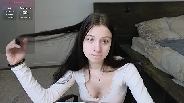 Snapshot of AlicePowells chatting on March 11, 2026, 11:15 am AlicePowells online show from March 11, 2026, 11:15 am