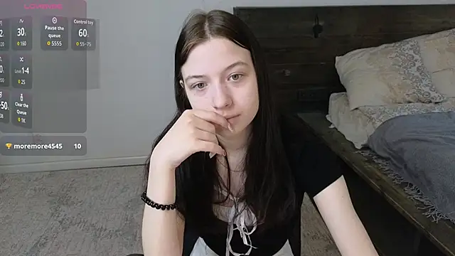 Snapshot of AlicePowells chatting on March 7, 2026, 4:19 am AlicePowells online show from March 7, 2026, 4:19 am