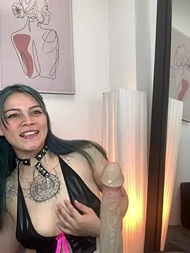 Adelaindiamond  online show from July 10, 2026, 2:28 pm