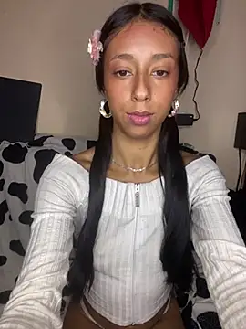 FOXXX BABY online show from February 1, 2026, 10:35 am