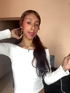 FOXXX BABY online show from December 20, 2025, 2:42 pm