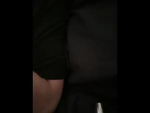 bluntbeautyxo online show from May 22, 2026, 3:48 am