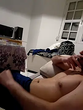 andaluz-69 online show from February 26, 2026, 10:32 pm