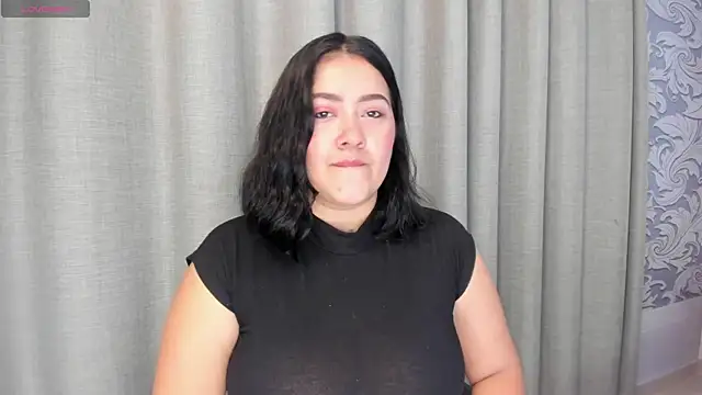 Snapshot of beautifulgirl4u_ chatting on July 17, 2026, 11:24 pm beautifulgirl4u online show from July 17, 2026, 11:24 pm