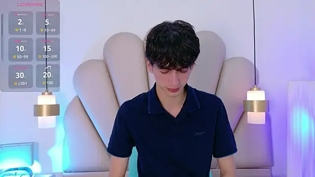 Snapshot of Martin_Williams chatting on February 17, 2026, 2:31 am Martin Williams online show from February 17, 2026, 2:31 am