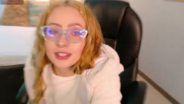 Snapshot of danielamilles chatting on March 6, 2026, 5:35 am danielamilles online show from March 6, 2026, 5:35 am