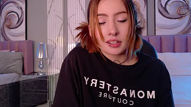 Snapshot of danielamilles chatting on February 12, 2026, 3:50 am danielamilles online show from February 12, 2026, 3:50 am