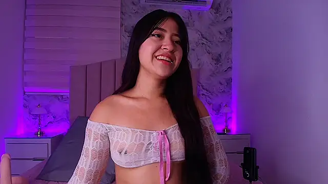 Snapshot of sofia_go_ chatting on March 11, 2026, 11:59 am sofia go online show from March 11, 2026, 11:59 am