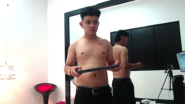 Snapshot of NathanBrookhs chatting on January 7, 2026, 11:21 pm NathanBrookhs online show from January 7, 2026, 11:21 pm