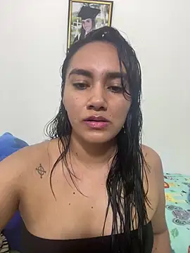 Snapshot of eleanor-777- chatting on December 16, 2025, 3:22 am eleanor-777- online show from December 16, 2025, 3:22 am