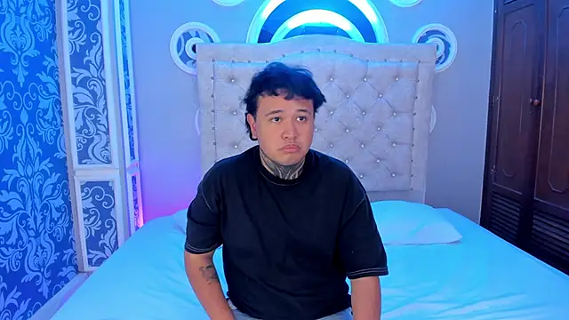 Beele and Evie online show from February 27, 2026, 7:57 pm