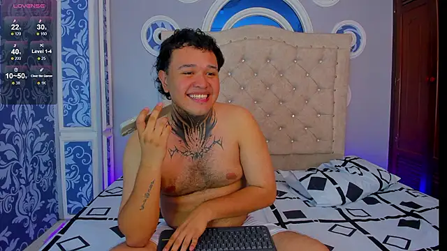 Beele and Evie online show from February 24, 2026, 7:37 pm