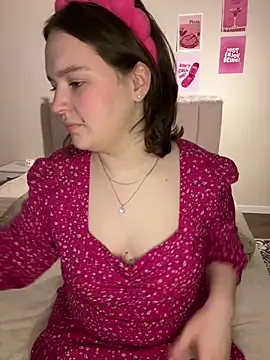 MelisaDreams online show from February 3, 2026, 2:33 pm