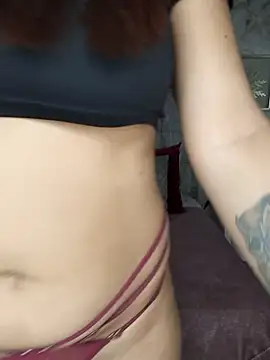 MiaSanders2025 online show from January 15, 2026, 7:39 pm