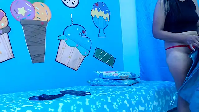 NOVAHOT98 online show from February 13, 2026, 5:57 pm