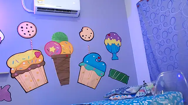 NOVAHOT98 online show from February 23, 2026, 7:36 pm