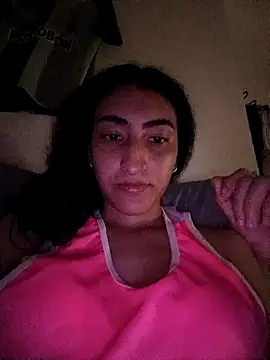 Snapshot of LindaRojas chatting on December 16, 2025, 3:00 am LindaRojas online show from December 16, 2025, 3:00 am