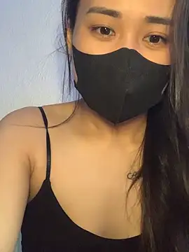 NinaBaby22 online show from May 5, 2026, 5:21 am