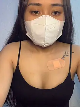 NinaBaby22 online show from June 18, 2026, 6:34 am