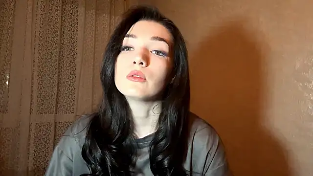 IsabellaWave online show from February 1, 2026, 12:58 pm