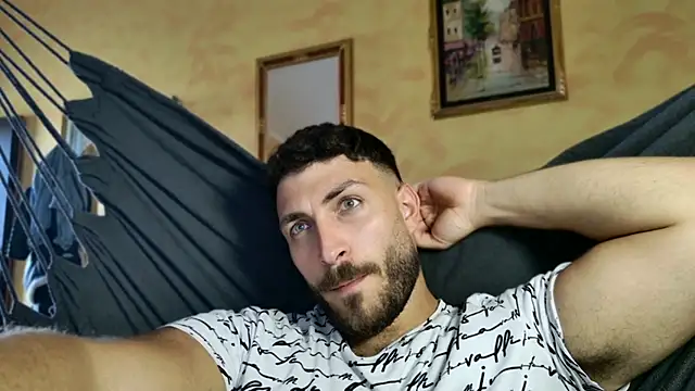 Snapshot of mark_ariete chatting on July 6, 2026, 2:35 pm mark ariete online show from July 6, 2026, 2:35 pm