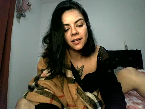 luluclark69 online show from May 16, 2026, 2:54 am