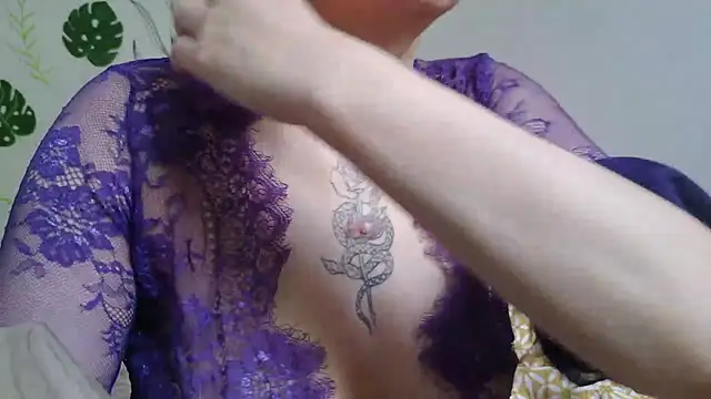 Snapshot of anngelle chatting on April 27, 2026, 6:33 am anngelle online show from April 27, 2026, 6:33 am