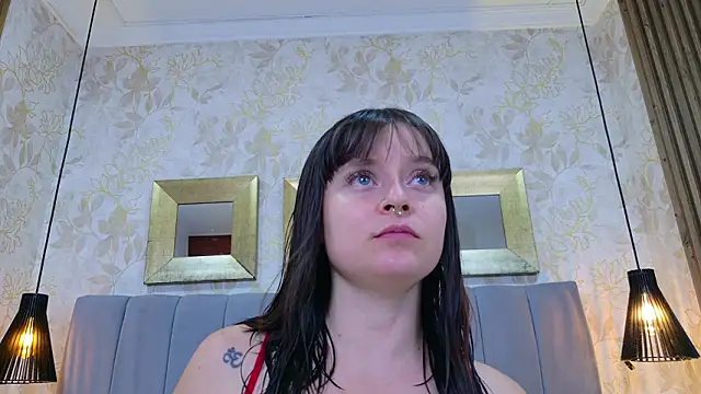 Snapshot of Carrie_GB chatting on March 12, 2026, 4:11 pm Carrie GB online show from March 12, 2026, 4:11 pm