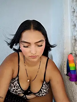 Snapshot of Mia_em chatting on March 10, 2026, 6:23 pm Mia em online show from March 10, 2026, 6:23 pm