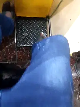 Snapshot of M8ygcthf3 chatting on February 7, 2026, 5:43 pm M8ygcthf3 online show from February 7, 2026, 5:43 pm