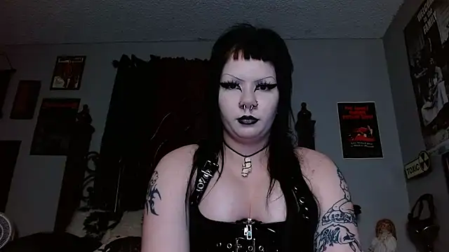 Snapshot of Bettieee_Agura chatting on April 3, 2026, 3:13 am Bettieee Agura online show from April 3, 2026, 3:13 am