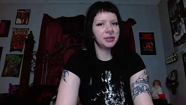 Snapshot of Bettieee_Agura chatting on March 17, 2026, 1:41 am Bettieee Agura online show from March 17, 2026, 1:41 am