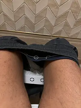 Snapshot of TheDarkDicknight chatting on December 14, 2025, 6:13 pm TheDarkDicknight online show from December 14, 2025, 6:13 pm