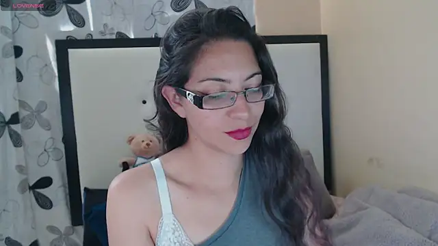 Snapshot of 1sasha_grey__1 chatting on June 3, 2026, 11:20 pm 1sasha grey 1 online show from June 3, 2026, 11:20 pm