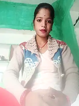 Juli pande online show from December 22, 2025, 4:34 am