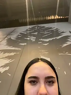 Snapshot of ErikaMurr chatting on December 16, 2025, 3:55 am ErikaMurr online show from December 16, 2025, 3:55 am