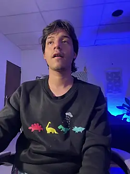 CrisotpherMoretti online show from January 13, 2026, 9:30 pm