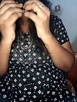Snapshot of tamilsaisree chatting on April 23, 2026, 5:36 pm tamilsaisree online show from April 23, 2026, 5:36 pm