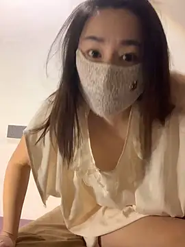 lululuaaa online show from February 13, 2026, 2:06 pm